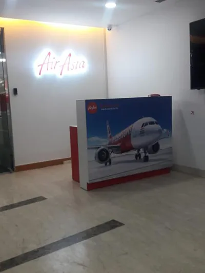 Commercial Office Interior by Mdecor Interior